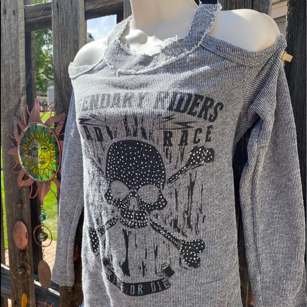 Vocal skull biker style shirt off shoulders M